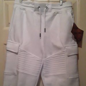 Aknowledge Womens White pull up shorts size L NWT